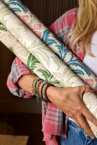 Floral wallpaper: Raine by CINNY