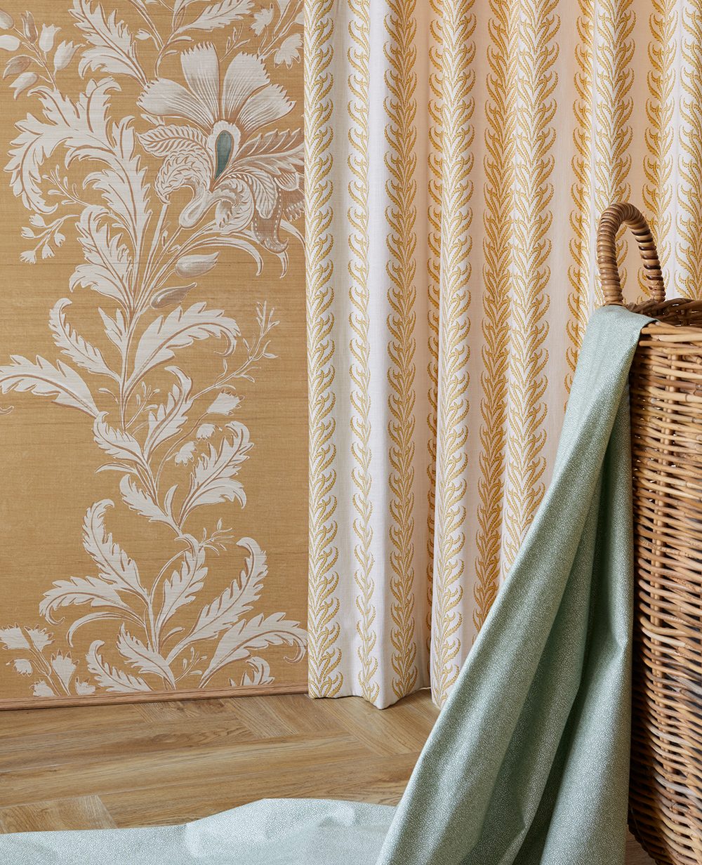 CINNY James Grasscloth with Lorcan and Ella