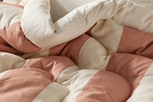 Pink stripe Eiderdown quilt